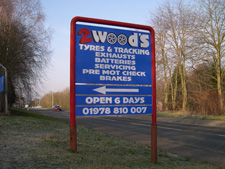 2 Woods sign